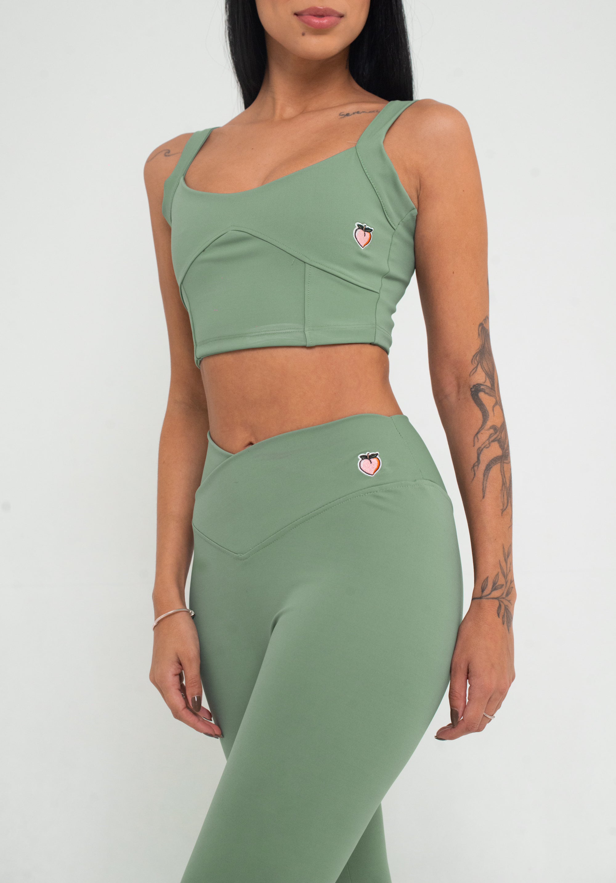 legging com cós transpassado na cor matte