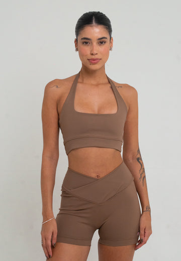 short com cós transpassado na cor marrone