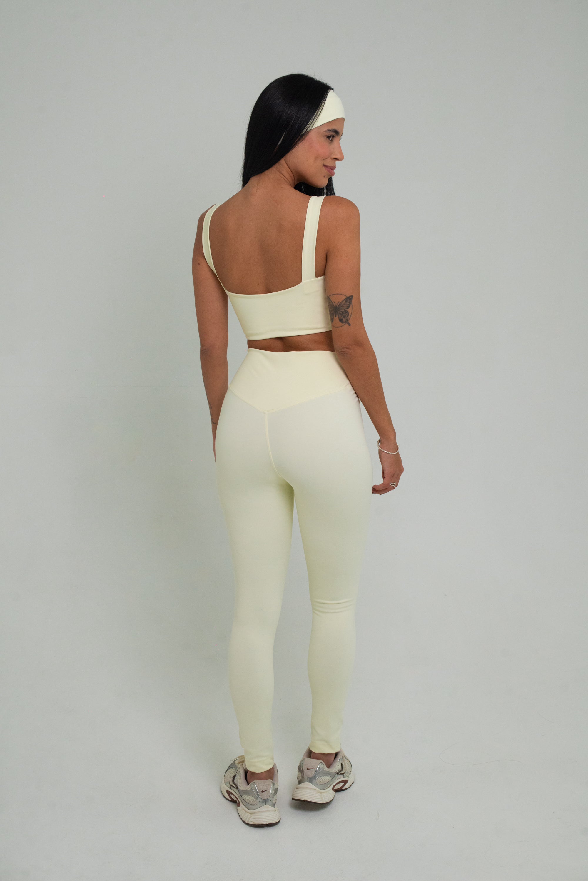 legging com cós transpassado na cor natural