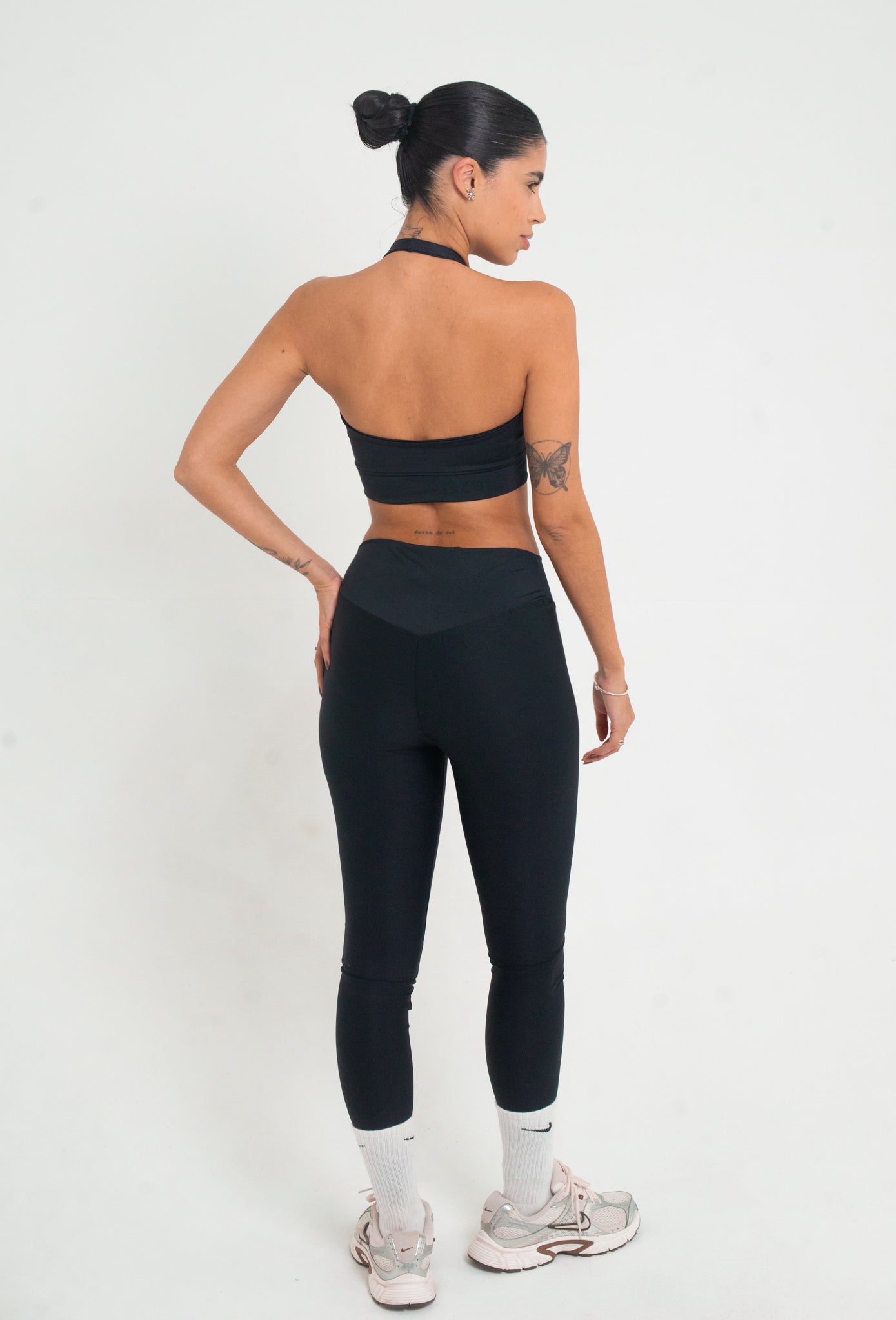 legging com cós transpassado na cor black