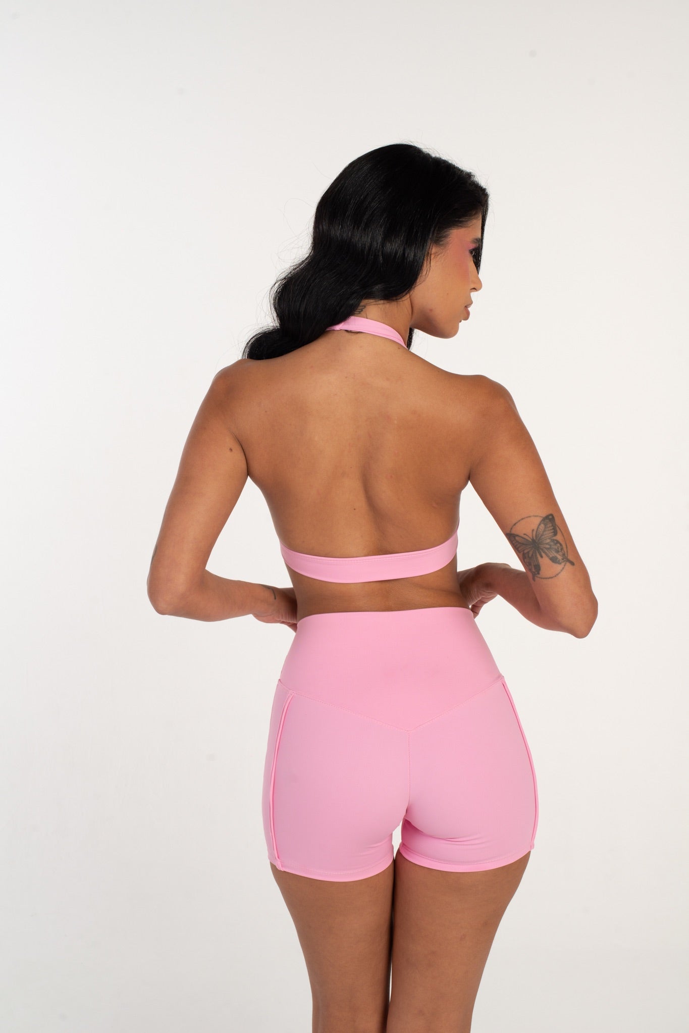 shorts coração na cor love bombing