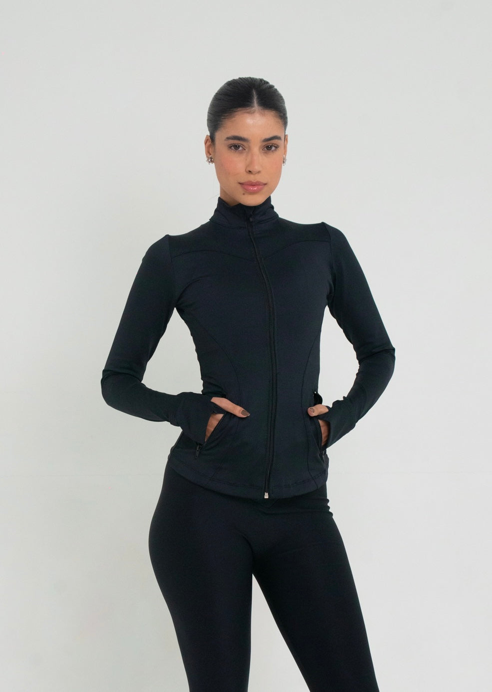 jaqueta compressora com bolso na cor black